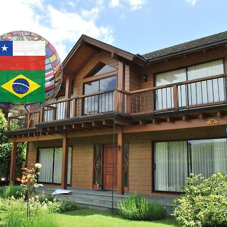 Frontera Pucon Hostel B&B Екстер'єр фото