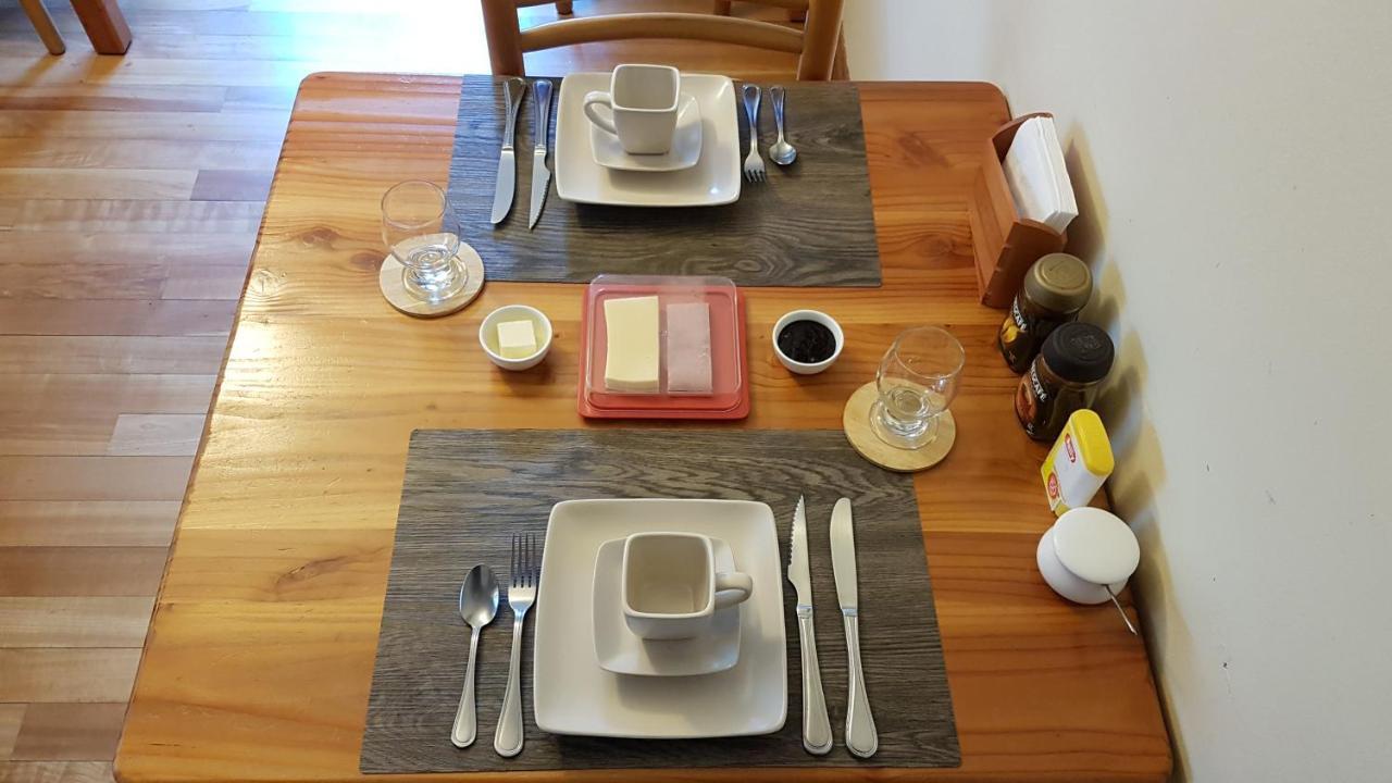 Frontera Pucon Hostel B&B Екстер'єр фото